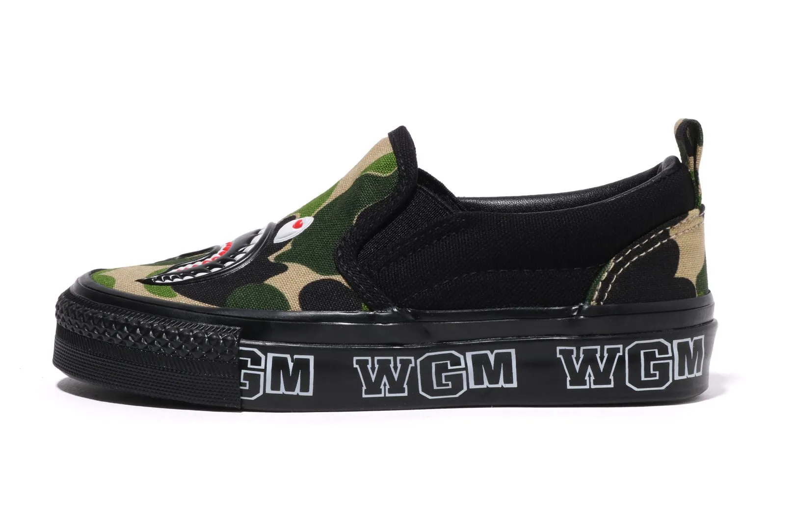 ABC CAMO SHARK PATCH SLIP ON