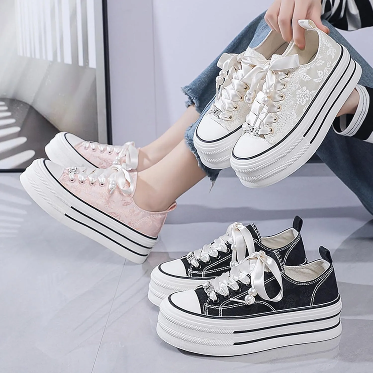 Canvas Platform Sneakers for Women Girls Embroidered Floral Walking Sneakers Low Top Casual Shoes