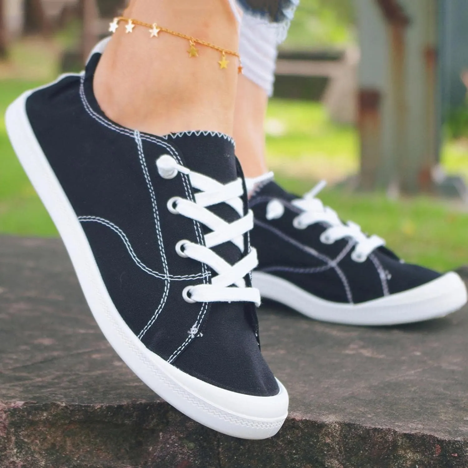 Casual Canvas Shoes Sneakers for Women, Lace up Canvas Sneakers,Lace Up Fashion Comfortable Walking Shoes,Slip On Non Slip Shoes Lace Up Canvas Low Top Shoes