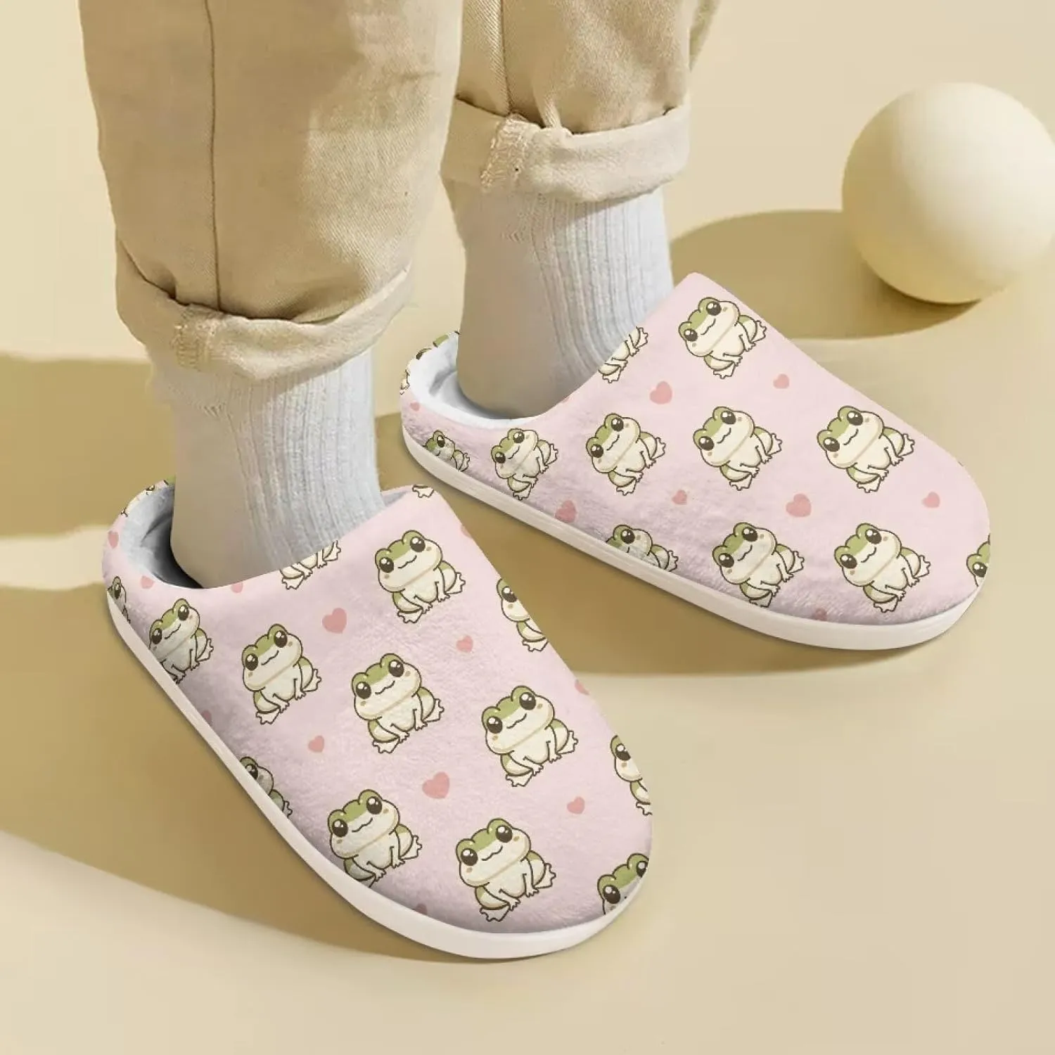 GOSTONG Unisex Kids Slippers Casual Home Slippers Warm Fuzzy Winter Slippers Non Slip Soft Walking Shoes White Sole US 9-16