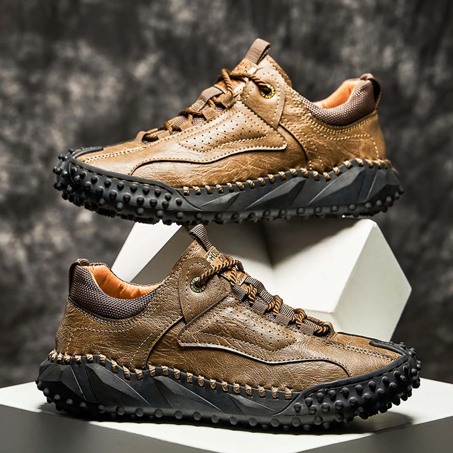 Men's Hiking Climbing Shoes Retro Thick Bottom Casual Walking Non-Slip Waterproof Outdoor Cross-Country Adventure Backpacking Travel Shoes