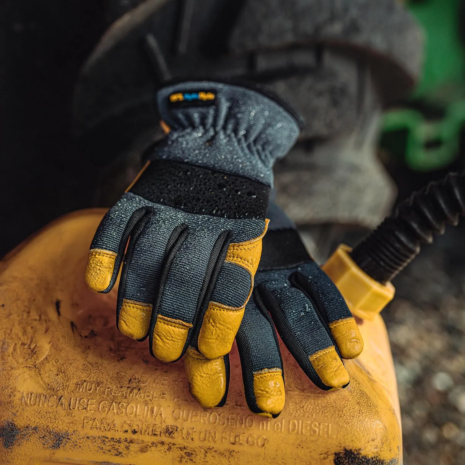 Wells Lamont Men's Slip On HydraHyde Water-Resistant Leather Palm Hybrid Work Gloves, Extra Large 3241XL, Gray