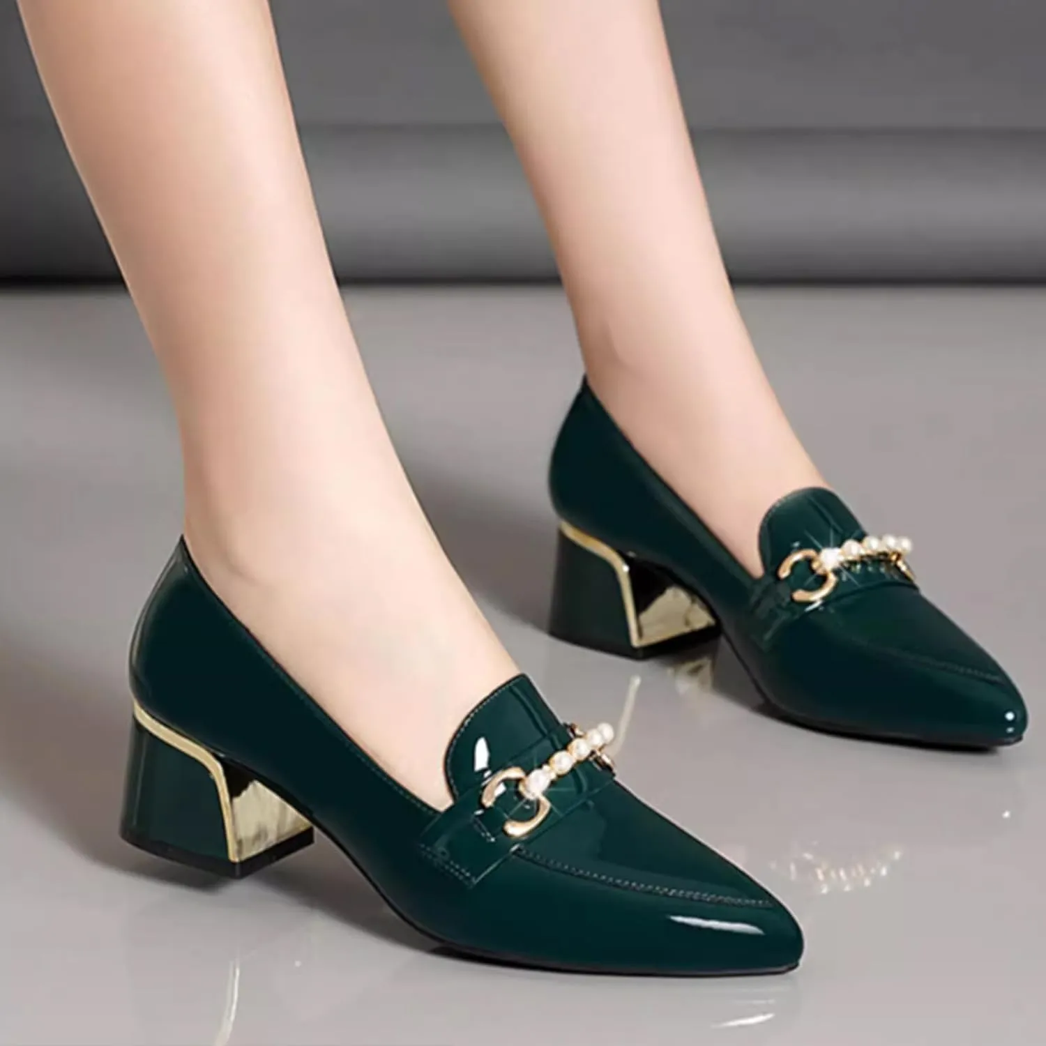 Women's Patent Leather Chunky Heel Loafers Comfort Closed Toe Pearl Metal Buckle Decoration Slip On Heeled Penny Loafers for Office Party Walking Formal Wear
