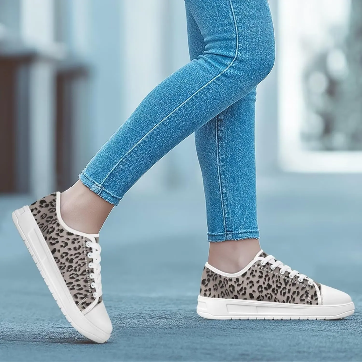 Women’s Slip on Canvas Shoes Classic Arch Support Sneakers Loafers Shoes Casual Fashion Low-Top Slip Ons US 5.5-13.5