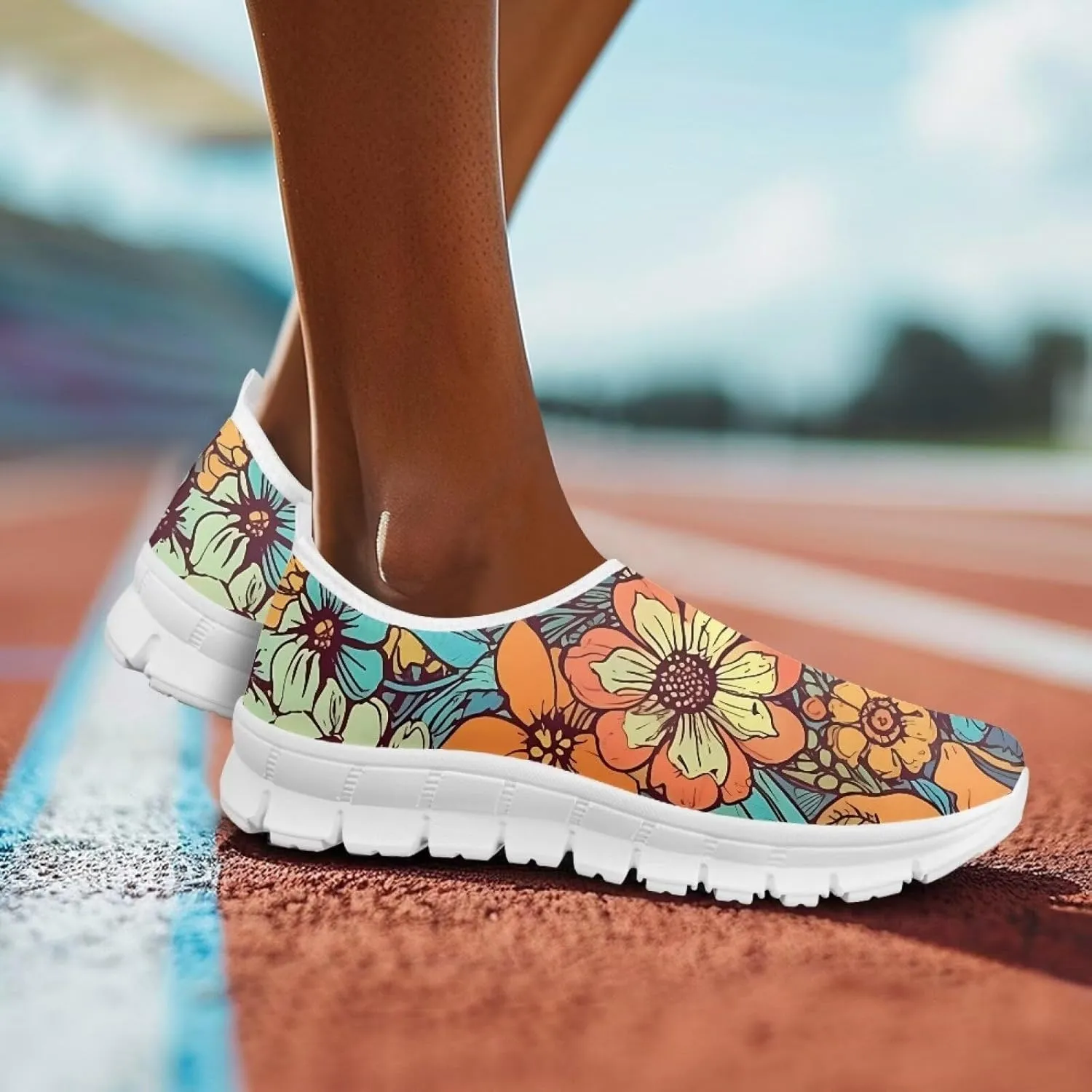 Women's Sports Shoes Low-Top Canvas Shoes Fashionable Slip-On Casual Tennis Shoe White Soles Sizes 5.5-11.5