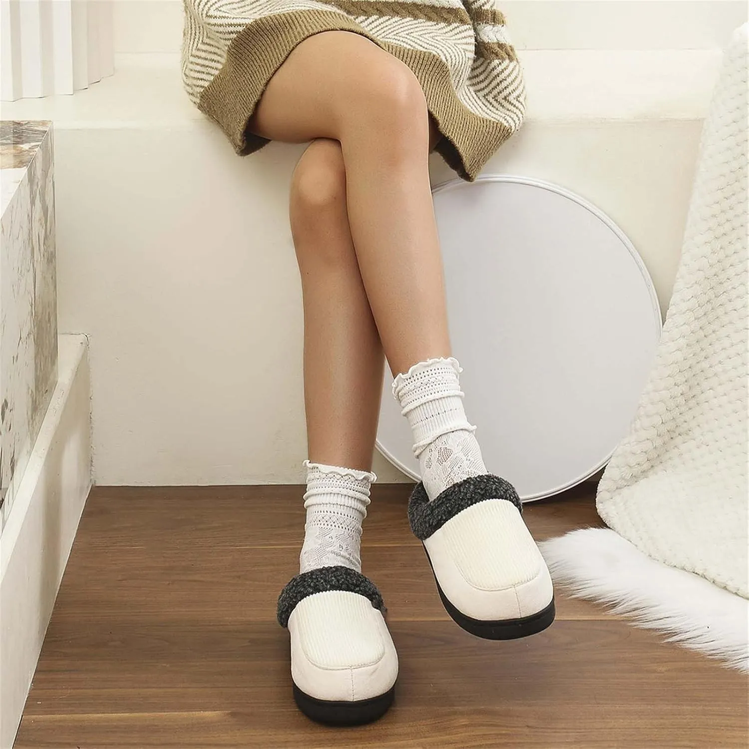 Womens Striped Slippers House Slippers for Men Plush Lined Bedroom Slippers for Men Slip On Flat Warm Slipper