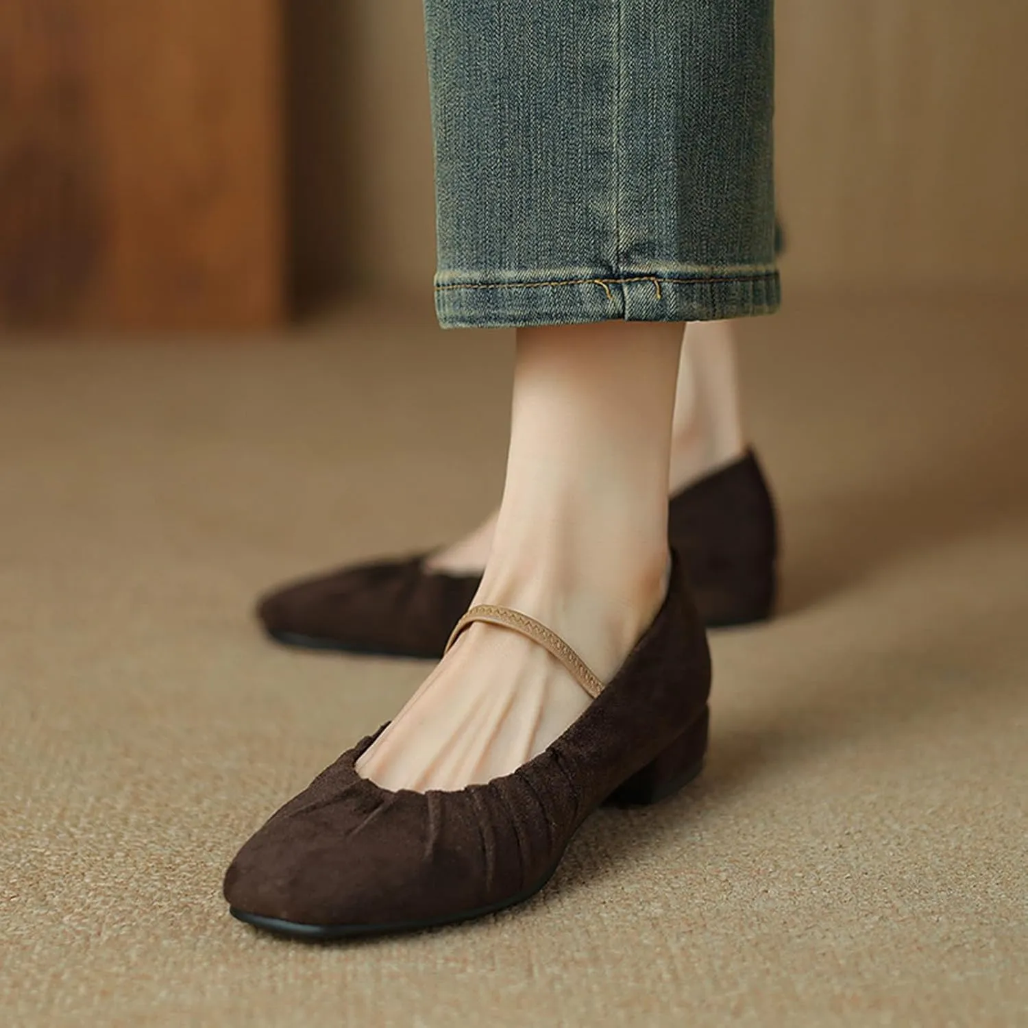 Women'S Vintage Suede Pleated Mary Jane Flats,Comfortable Closed Square Toe Elastic Strap Low Heel Slip Ons,for Casual Party Ballet Shoes