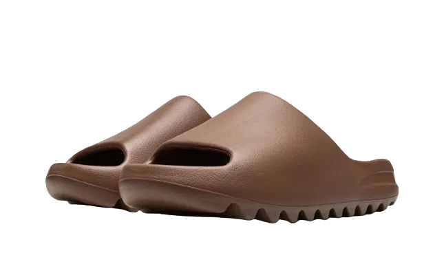 Yeezy "Flax" Slide
