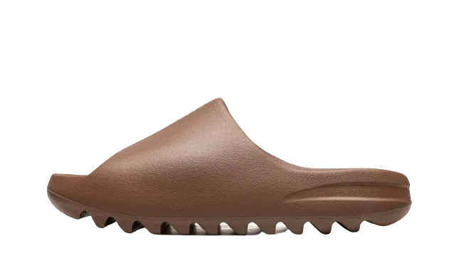 Yeezy "Flax" Slide