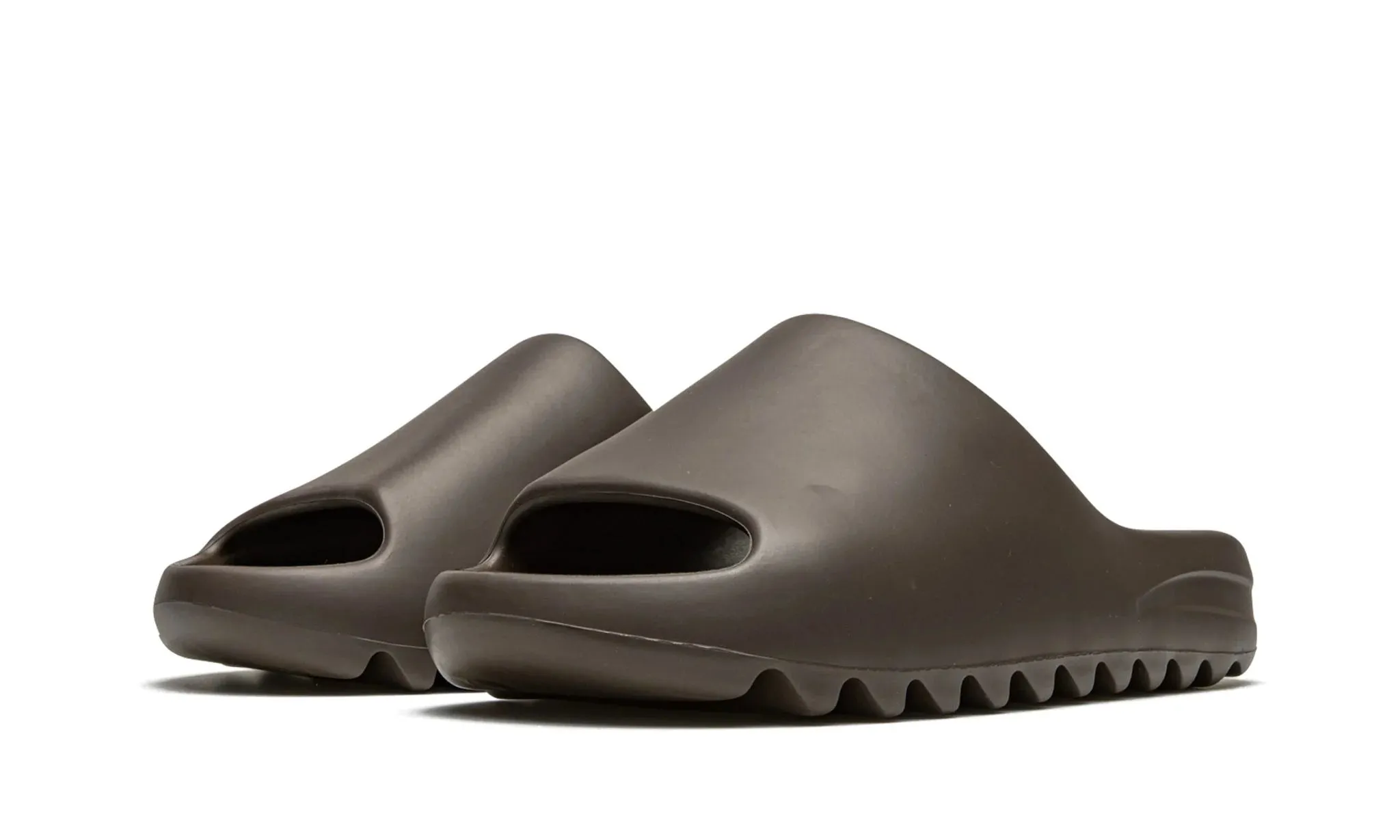 Yeezy "Soot" Slide